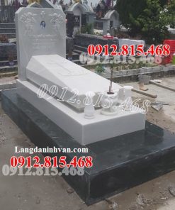 Mẫu mộ đá trắng đơn giản đẹp xây cho thai nhỉ, người mất trẻ, người theo đạo công giáo bán tại Quảng Ninh