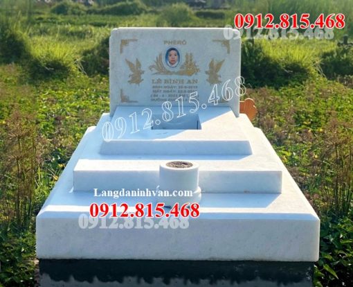 Mẫu mộ, lăng mộ đá trắng đẹp dành cho thai nhi và người mất trẻ xây tam cấp đơn giản bán tại Vĩnh Phúc