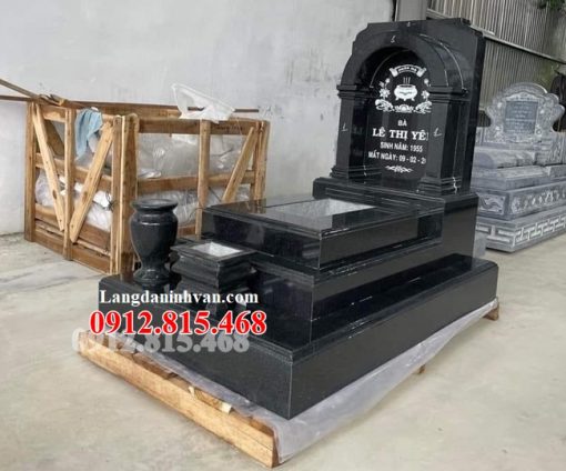 Mẫu mộ tam cấp đá hoa cương, granite đẹp bán tại Quảng Bình