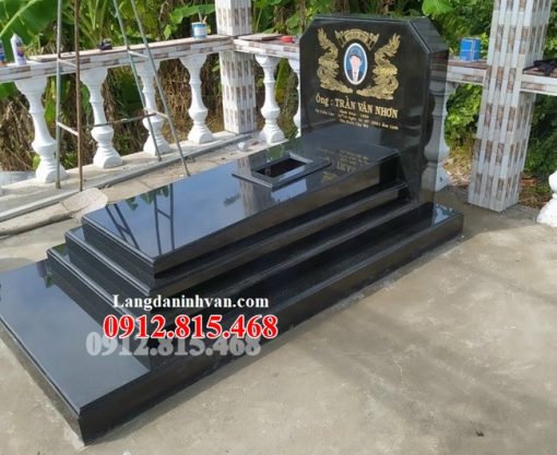 Mẫu mộ tam cấp đá hoa cương, granite nguyên khối đẹp bán tại Quảng Trị