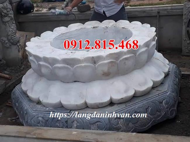 Xây mộ tổ hình tròn bằng đá khối tự nhiên cho gia tiên ở Vĩnh Phúc