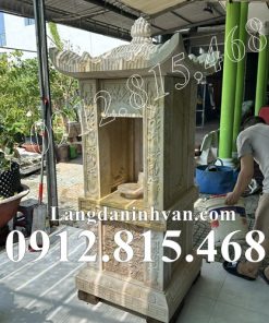 Mẫu bàn thiên thờ thần linh ngoài trời đặt trước nhà đá vàng đẹp bán tại Bình Phước