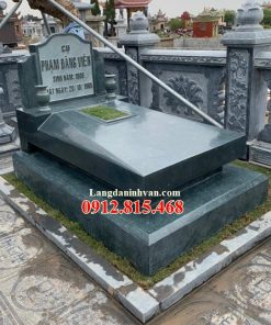 Mẫu chụp mộ để tro cốt, hài cốt đá khối đơn giản đẹp bán tại Gia Lai