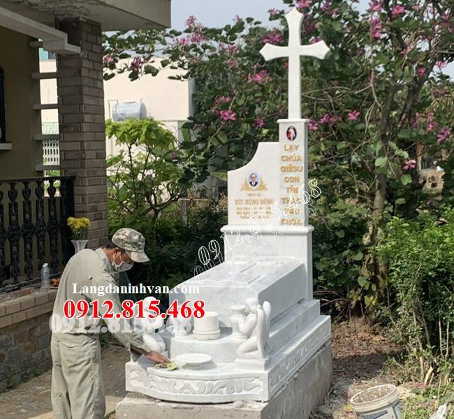 Mẫu mộ công giáo, bia mộ công giáo đá trắng đẹp bán tại Quảng Ngãi