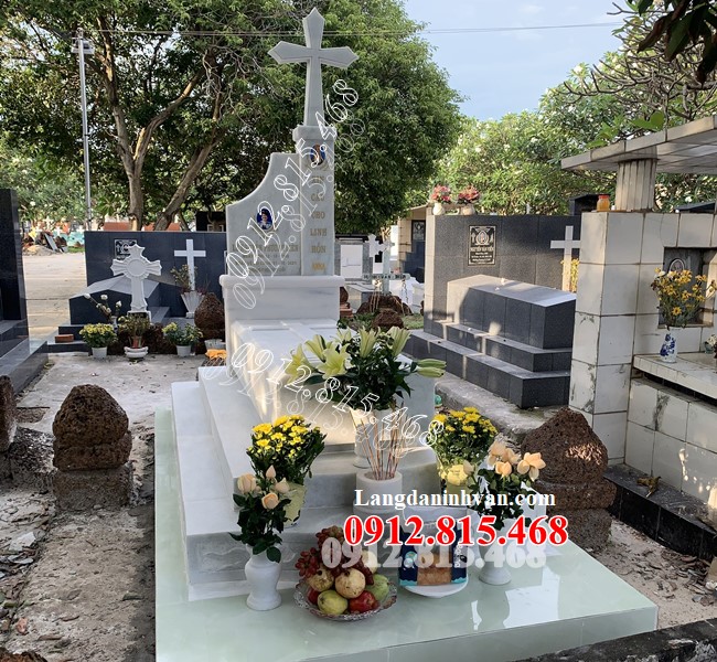 Quảng Nam bán mẫu mộ đá công giáo đẹp 925 – Mộ đạo Quảng Nam đẹp