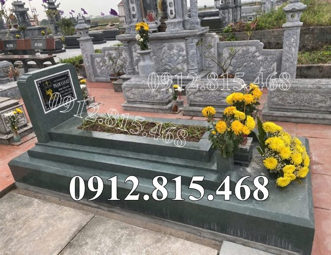 Mẫu mộ đá xanh rêu xây tam cấp đơn giản đẹp bán tại Quảng Ninh - Mộ đá bán tại Quảng Ninh